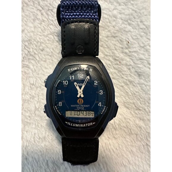 Casio Forester Illuminator Mens Water-Resistant‎ Watch Stainless Steel Back - Picture 4 of 6